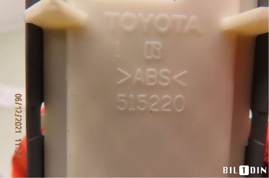 Bryter ruteheis til Toyota Auris 2015-2019 (Type II, Fase 2)  (TOYOTA|8482002340|515220|)