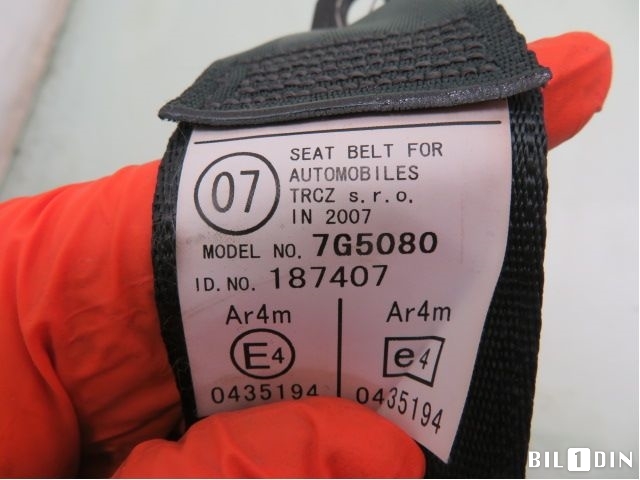 Sikkerhetsbelte bak midtre til Toyota Auris 2007-2010 (Type I, Fase 1)  (TOYOTA|7335002070B0|7G5080|187407)