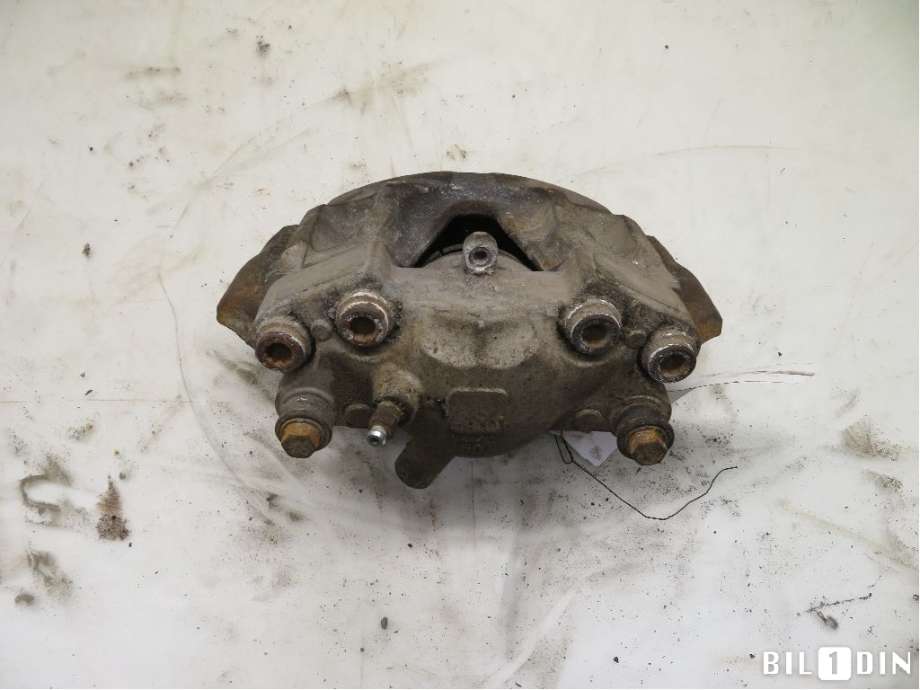 Bremsecaliper høyre foran til Mercedes E-Klasse 2013-2016 (Fase 2) (W212) (W212) (MERCEDES|A2044213681|)