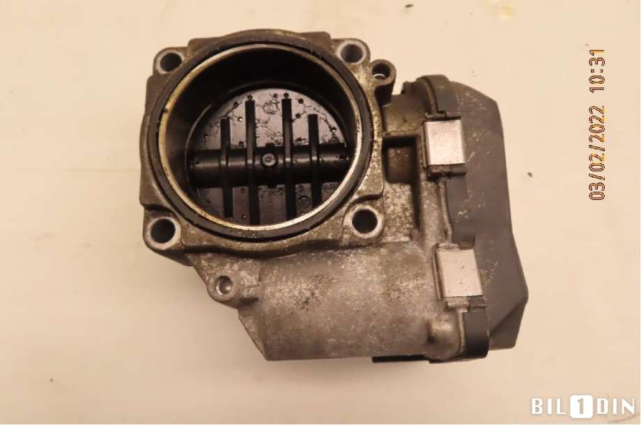 Spjeldhus til BMW 3-Serie 2005-2011 (E90/E91/E92/E93) (E90/E91/E92/E93) (BMW|13547561066||13547561066-01)