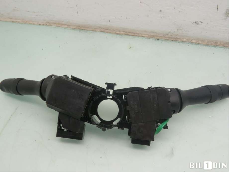 Bryter combi til Subaru Outback 2015-2020 (Type V)  (SUBARU|83114FJ070|83115AL030|)