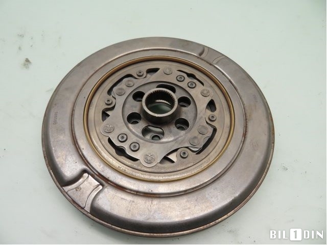 Svinghjul automat til VW Passat, 2015-2019 (Fase 1) (B8) (B8) (VOLKSWAGEN|04E105266P)