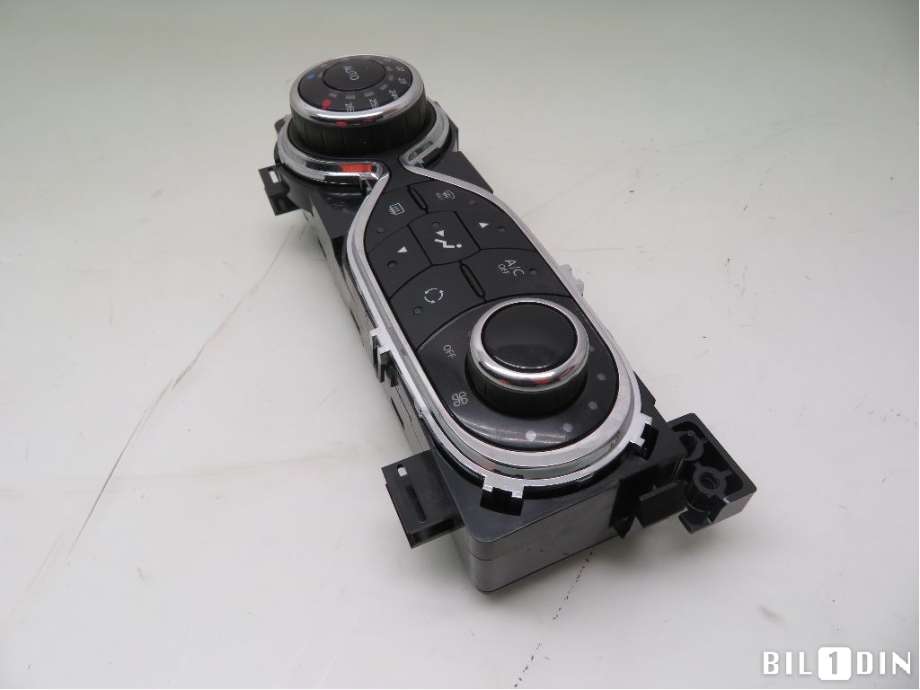 Varmeapparat betjening til Opel Vivaro B 2014-2019  (OPEL|93459407|275105737R|)