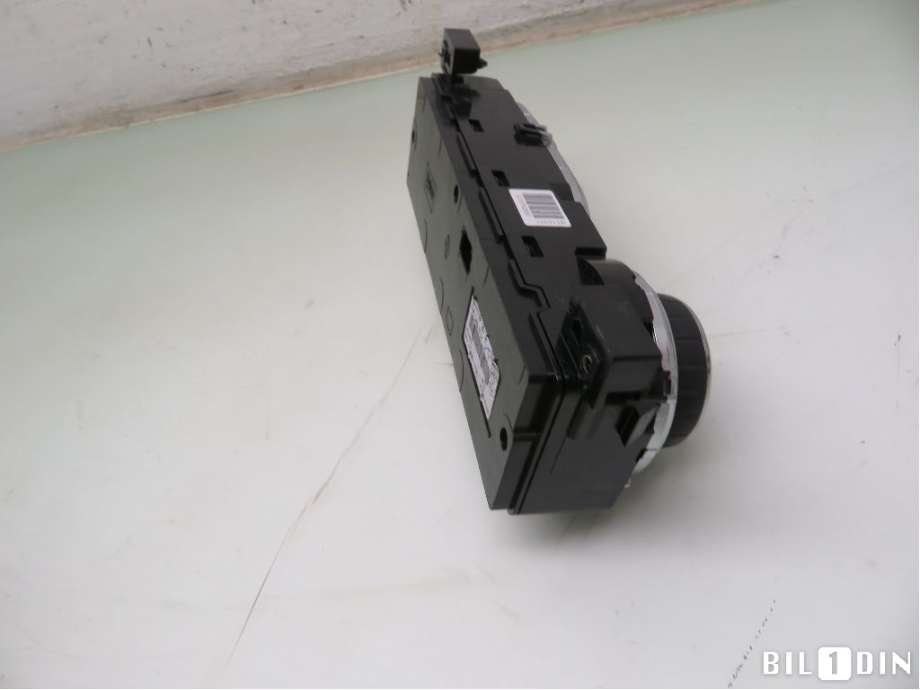 Varmeapparat betjening til Opel Vivaro B 2014-2019  (OPEL|93459407|275105737R|)
