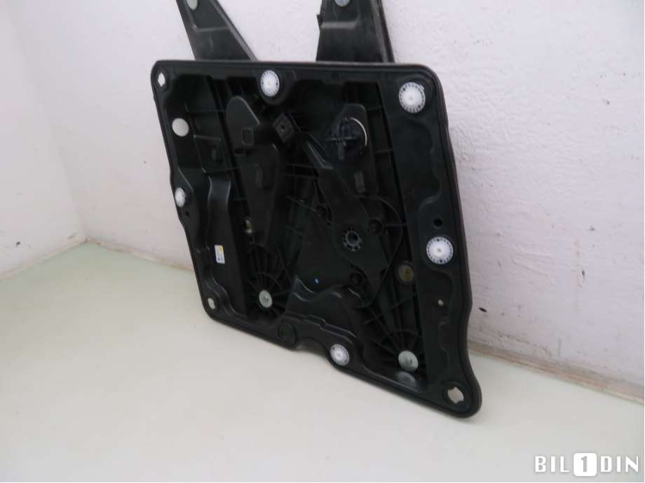 Ruteheis til VW ID.3 2020-->> (VOLKSWAGEN|10A837461B|10A837401C|)