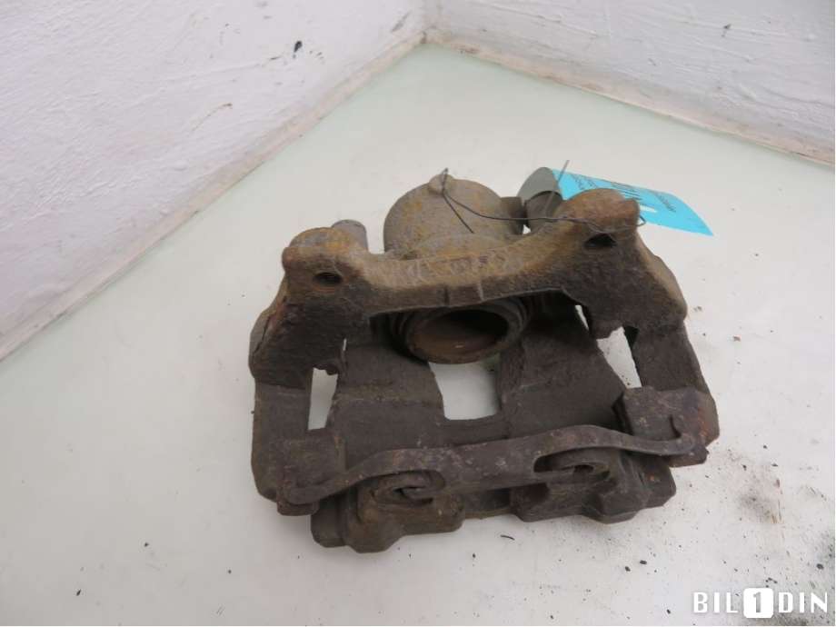 Bremsecaliper høyre foran til Fiat Doblo 2010-->> (Type II)  (FIAT|735507786|)