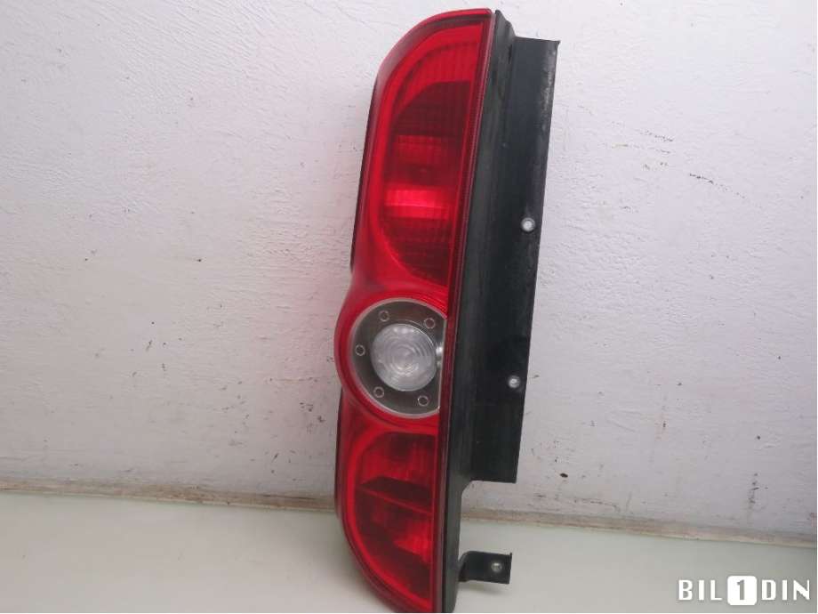 Baklykt venstre til Fiat Doblo, 2010-->> (Type II)  (FIAT|51830565)