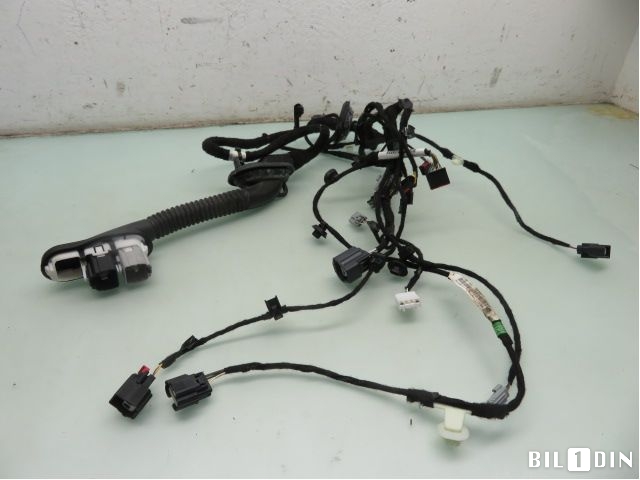 Ledningsnett til Ford Explorer 2020-->>  (FORD (US)|N1MT14630BEB|2613408|L1MT14630BEF)