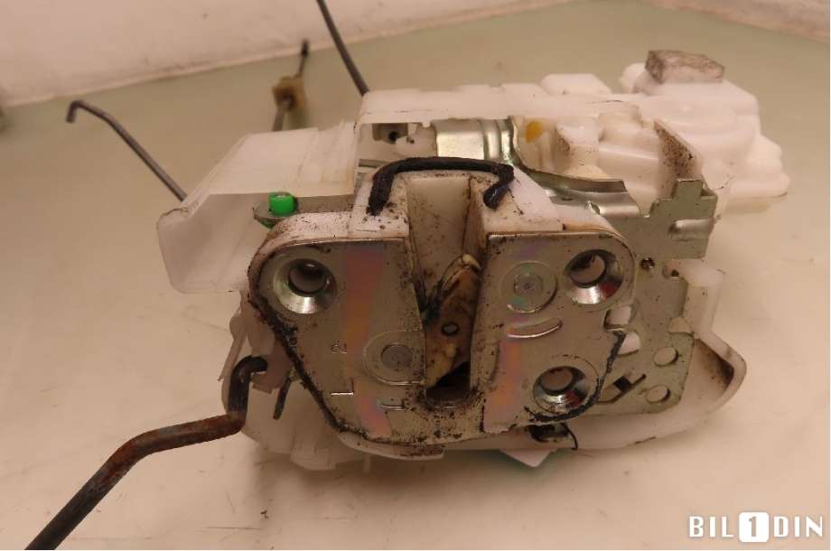 Låsekasse venstre foran til Subaru Outback 2007-2009 (Type III, Fase 2)  (SUBARU|61032AG110|)