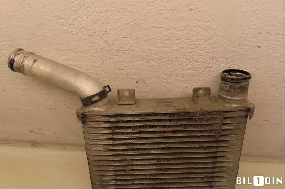 Intercooler til Hyundai H-1 1998-2005 (Type I, Fase 1)  (HYUNDAI|281904A000|)