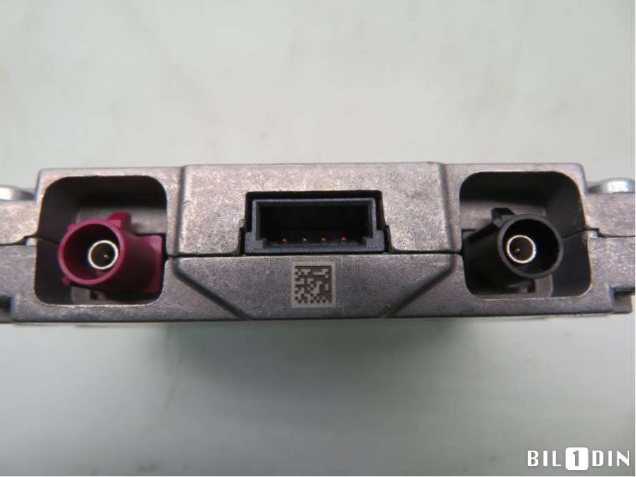 Antenne forsterker til Audi A4, Allroad 2016-->> (Type II) (B9) (B9) (AUDI|4N0035456|)
