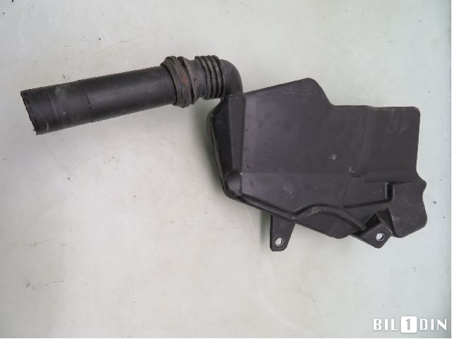 Spylertank foran til Audi A6, Allroad 2012-2014 (Type III, Fase 1) (C7) (C7) (AUDI|4G1955463||4G1955462)