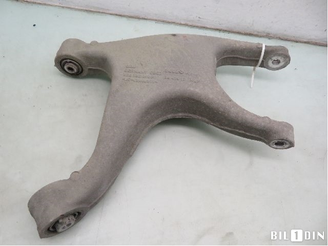 Bærebru høyre bak til Audi A6, Allroad 2012-2014 (Type III, Fase 1) (C7) (C7) (AUDI|8R0505312F|)
