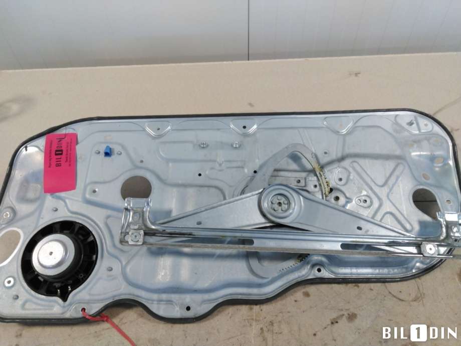 Ruteheis til Volvo C30 2006-2009 (Fase 1)  (VOLVO|30784509|8679979|31253260)