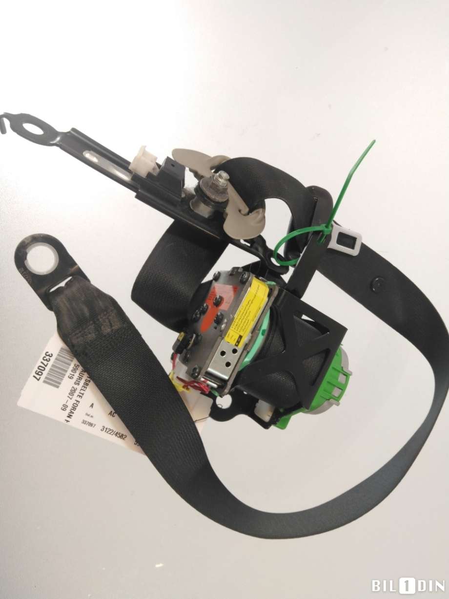 Sikkerhetsbelte foran høyre til Toyota Auris 2007-2010 (Type I, Fase 1)  (TOYOTA|7321002220E0|)