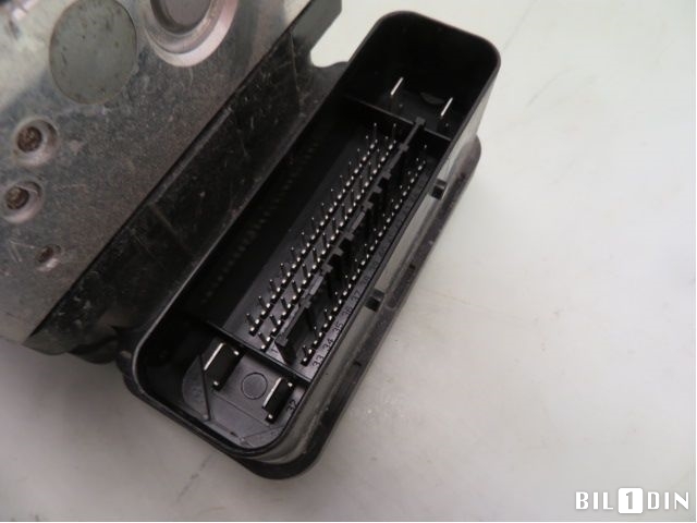 ABS sentral til Volvo V50 2007-2012 (Fase 2)  (VOLVO|31317379|610C060037E|31317378)