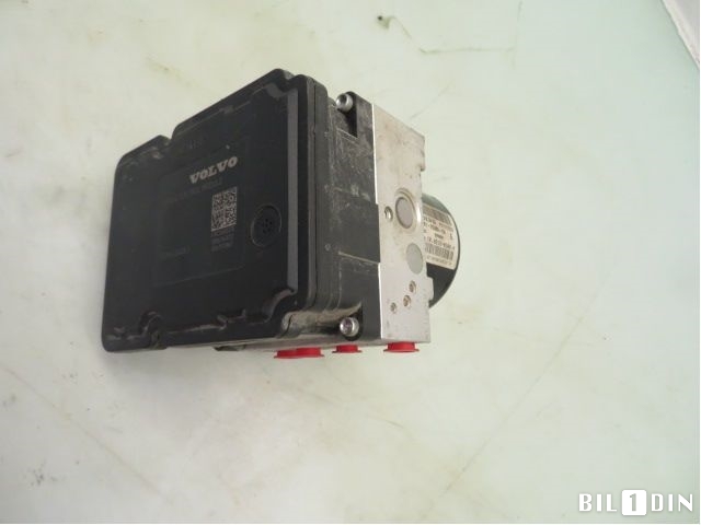 ABS sentral til Volvo V50 2007-2012 (Fase 2)  (VOLVO|31317379|610C060037E|31317378)