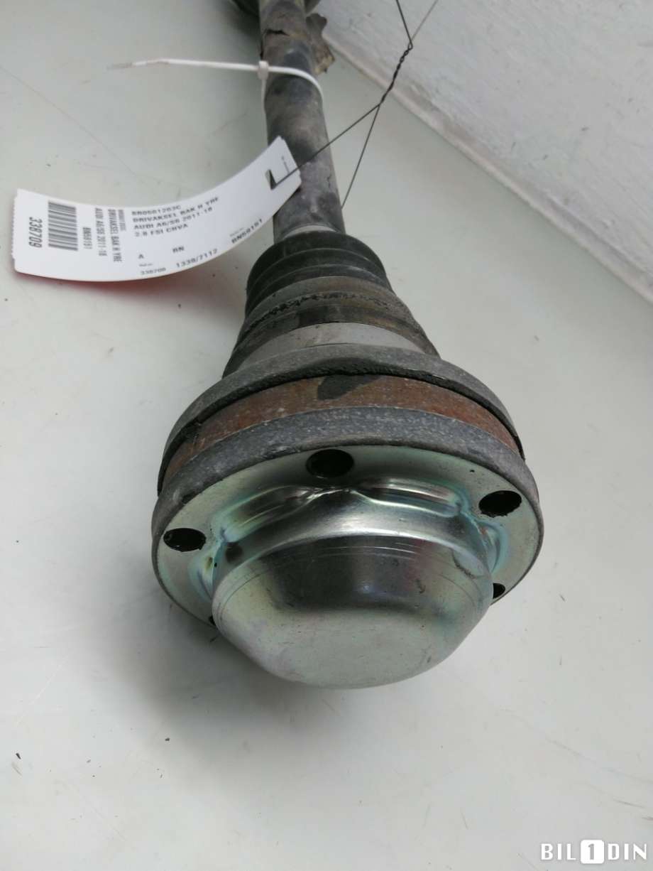 Drivaksel høyre bak til Audi A6 2011-2014 (Type IV, Fase 1) (C7) (C7) (AUDI|8R0501203C|)