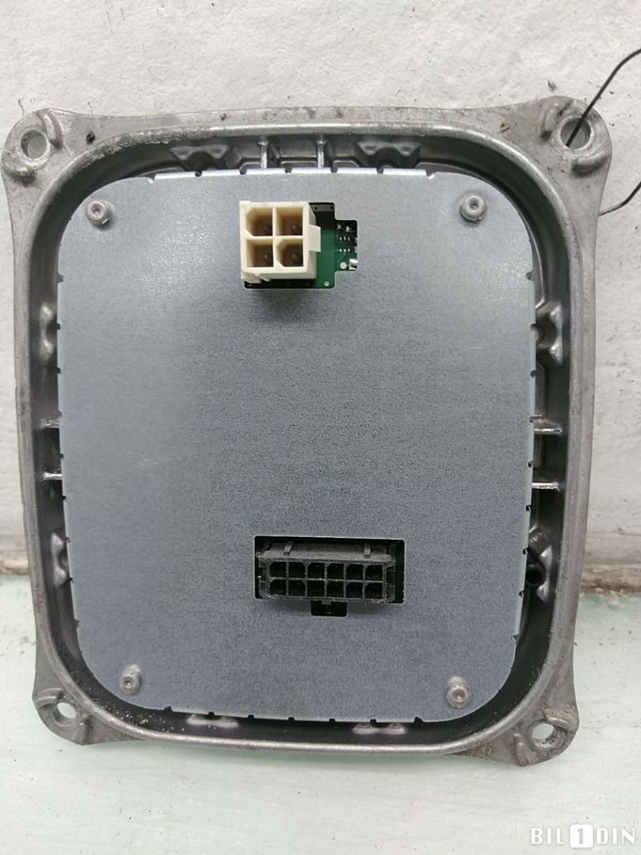 Styreenhet xenon/ballast til BMW X5 2007-2013 (E70) (E70) (BMW|63117263052||7263052)