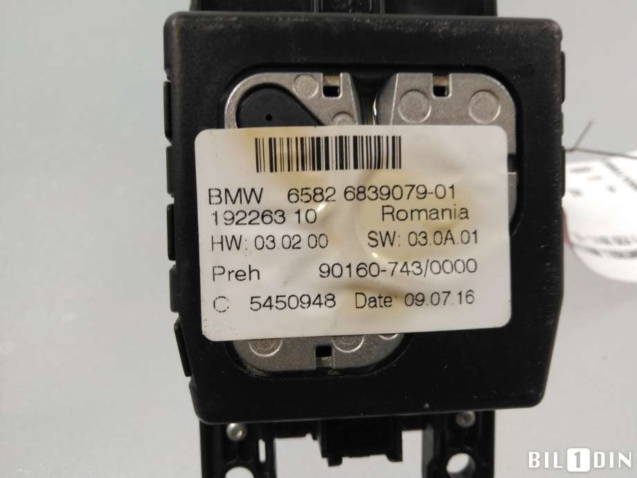 Diverse deler til BMW 1-Serie 2015-2019 (Fase 2) (F20/F21) (F20/F21) (BMW|65826839079|)