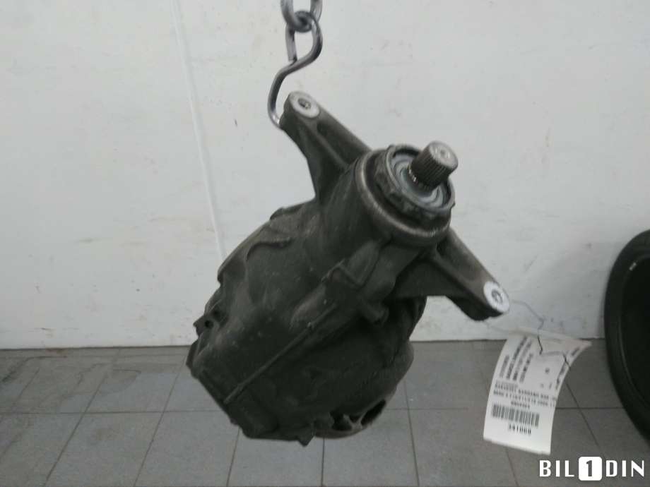 Kardang klokke bak til BMW 5-Serie 2010-2017 (F10/F11) (F10/F11) (BMW|33107630836|)