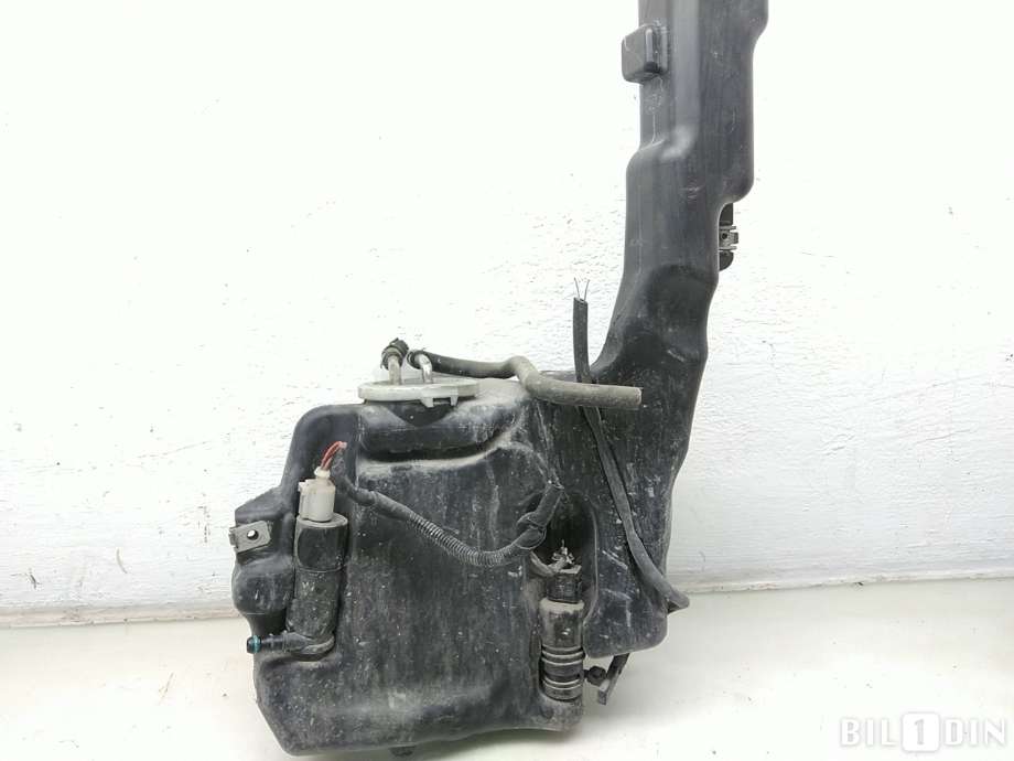 Spylertank til Mercedes E-Klasse 2009-2013 (Fase 1) (W212) (W212) (MERCEDES|A2048690200|)