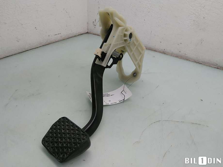 Pedal gass/brems/clutch til BMW 3-Serie, 2012-2018 (F30/F31/F34) (F30/F31/F34) (BMW|35006876797)