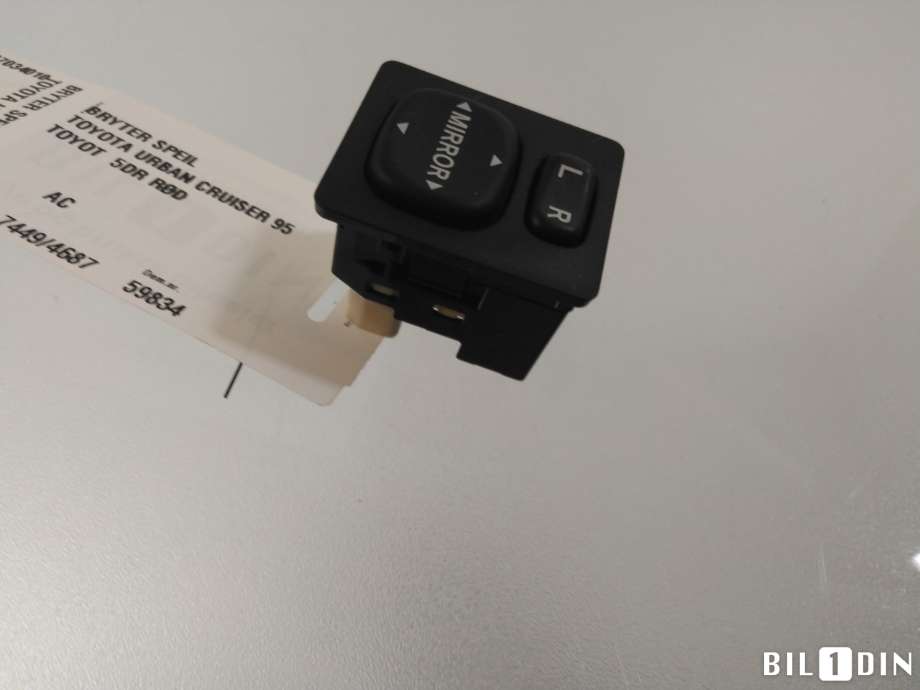 Bryter speil til Toyota Urban Cruiser 2009-2014  (TOYOTA|8487034010|)