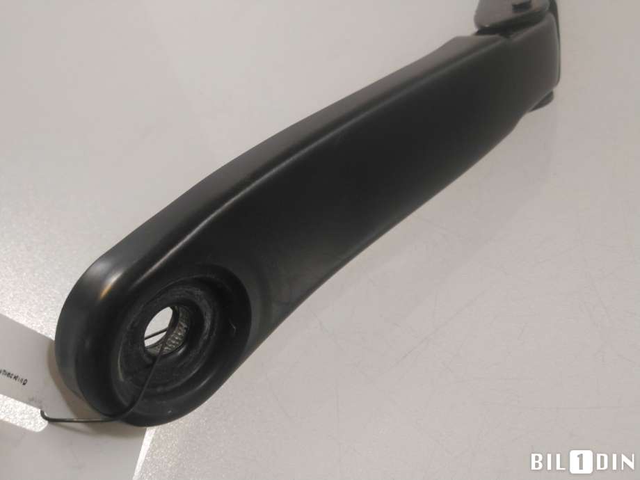 Viskerarmer frontrute til Volvo XC60 2014-2017 (Type I, Fase 2)  (VOLVO|30753525|)
