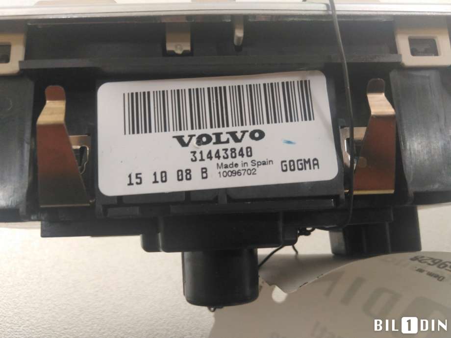 Bryter lys til Volvo XC60 2014-2017 (Type I, Fase 2)  (VOLVO|31443840|)