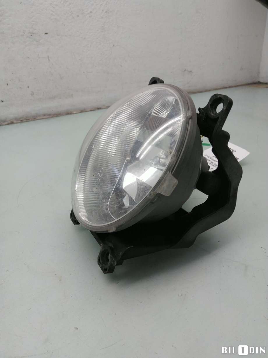 Tåkelykt høyre foran til Toyota RAV4, 2013-2015 (Type IV, Fase 1) (TOYOTA|8122060100)