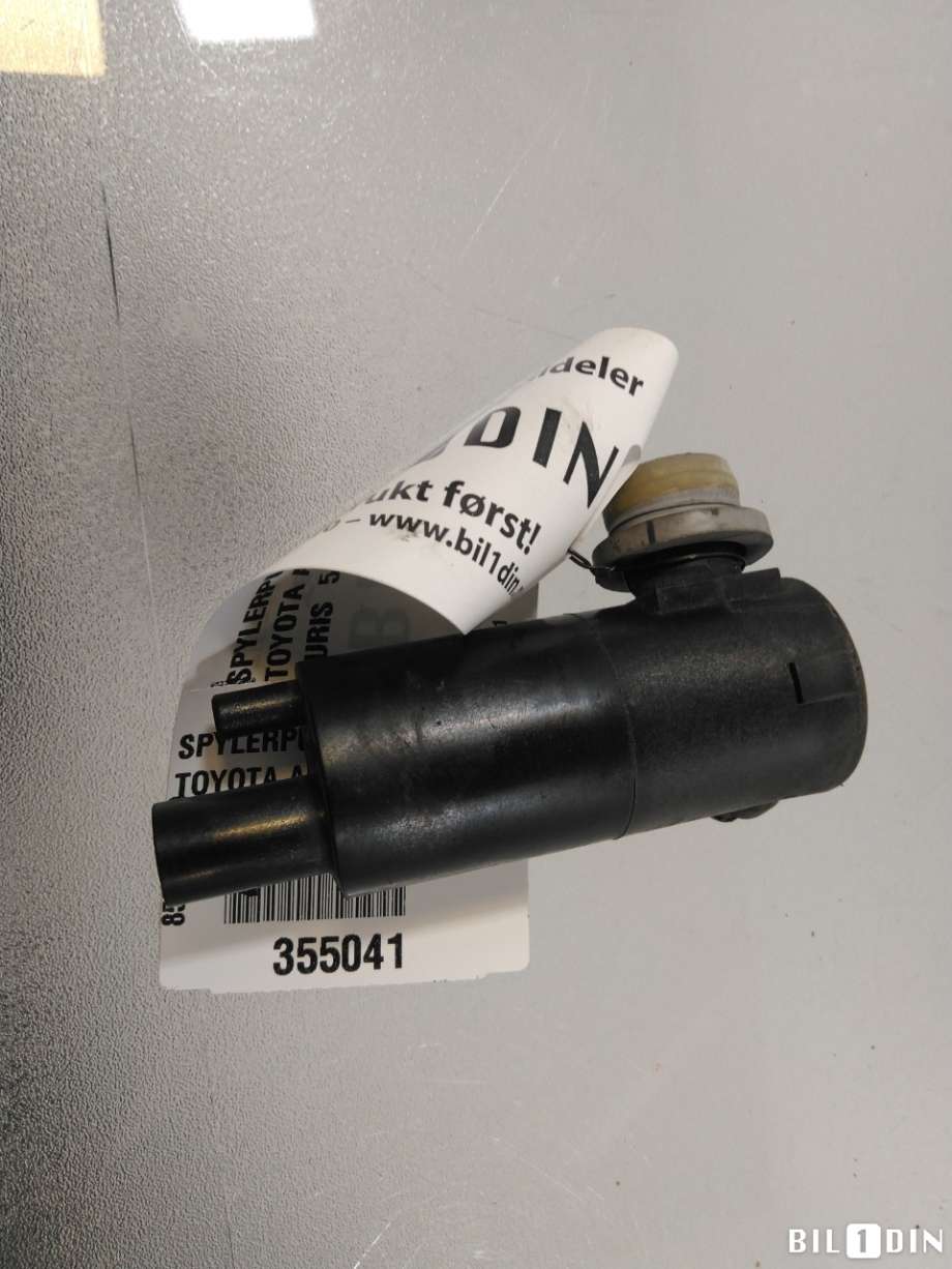 Spylerpumpe foran til Toyota Auris 2015-2019 (Type II, Fase 2) (TOYOTA|8533002050|)