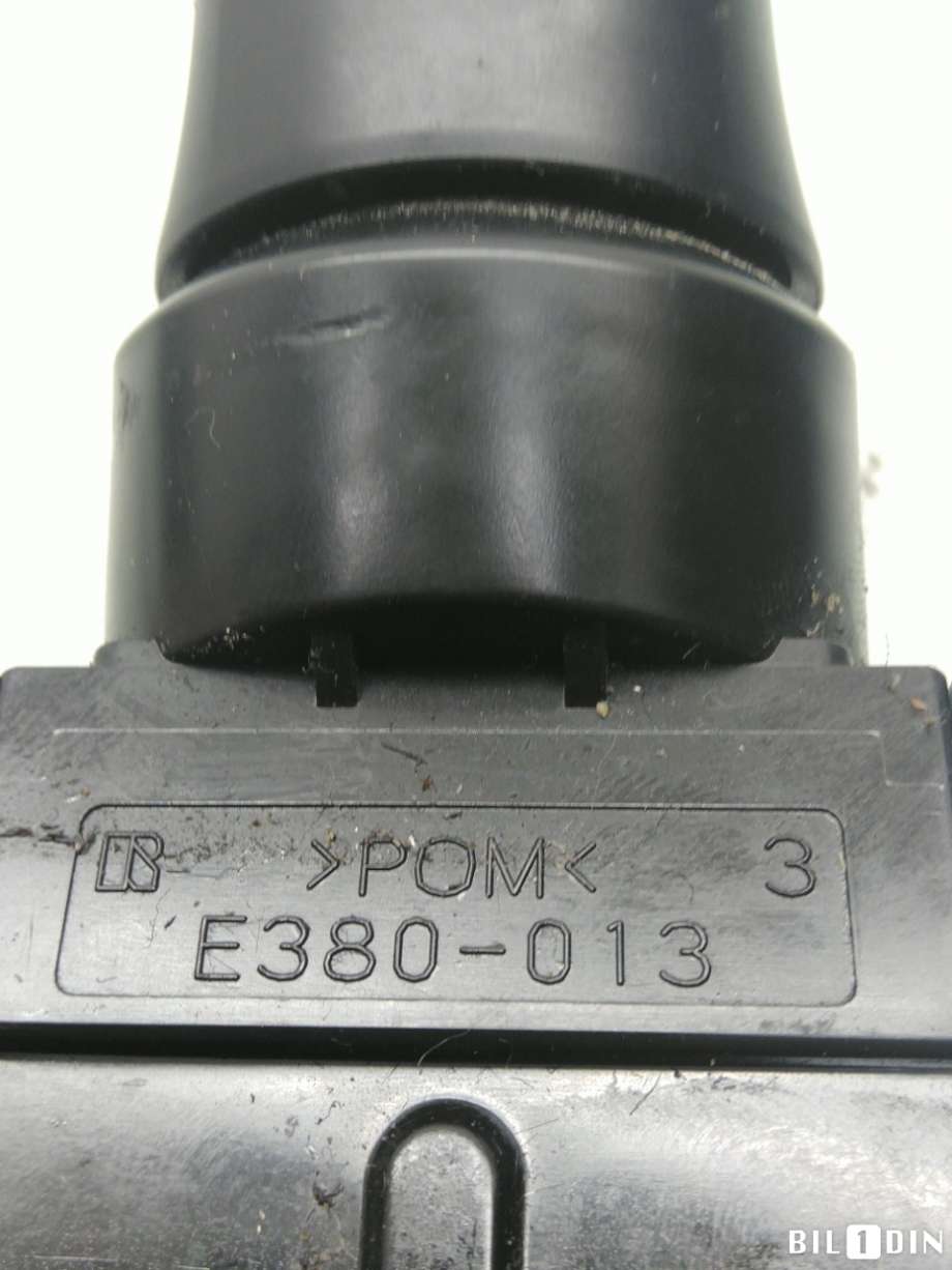 Bryter blink til Mitsubishi L200 2006-2015 (Type IV)  (MITSUBISHI|E380013|)
