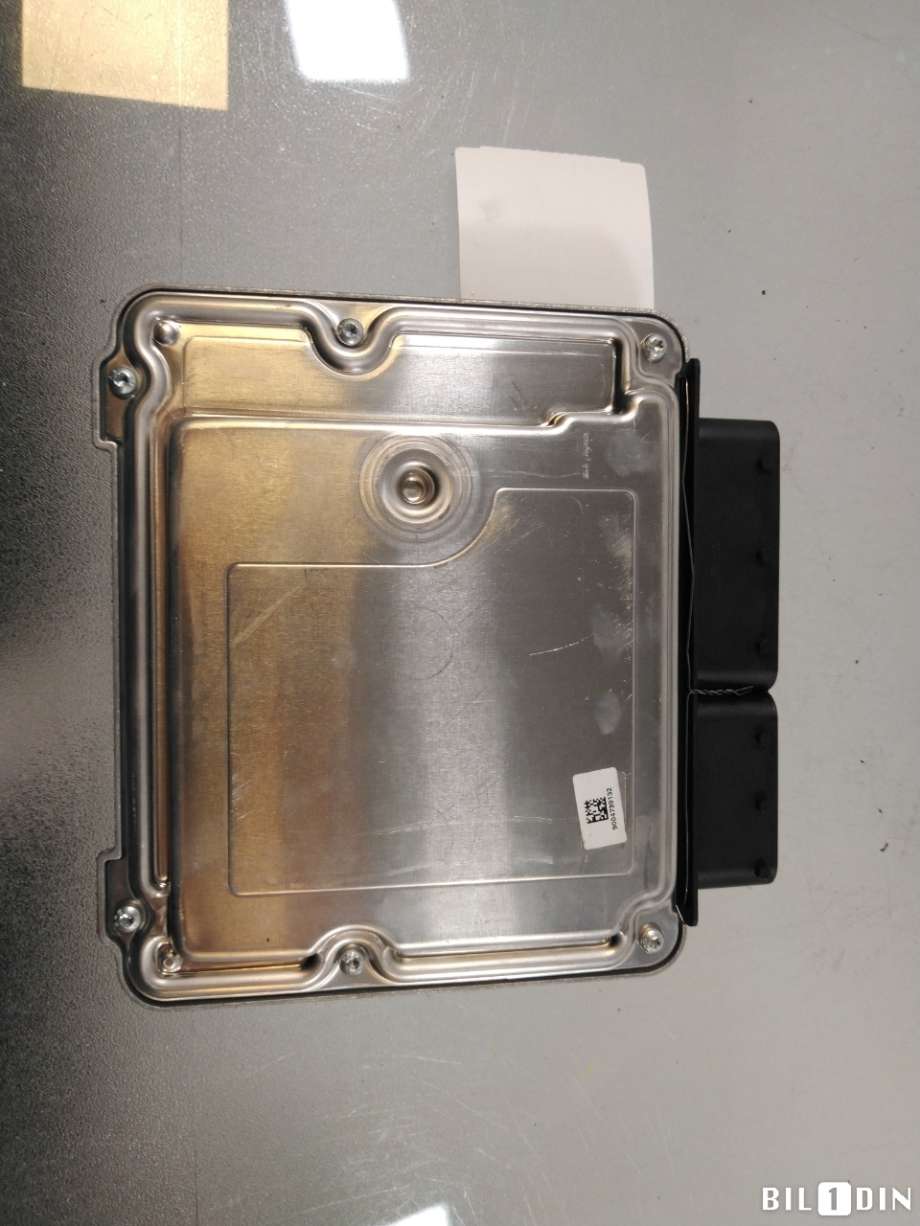 Styreenhet motor til BMW X3 2010-2017 (F25) (F25) (BMW|13618576333||8513184-01)