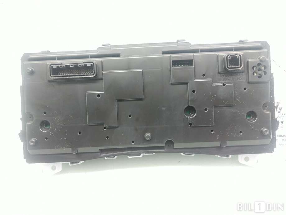 Instrumentpanel til Isuzu D-Max 2021-->> (Type III)  (|8976743640)
