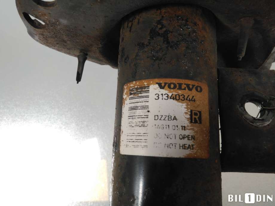 Fjærbein høyre foran til Volvo V70 2007-2013 (Type III, Fase 1) (VOLVO|31340344|)