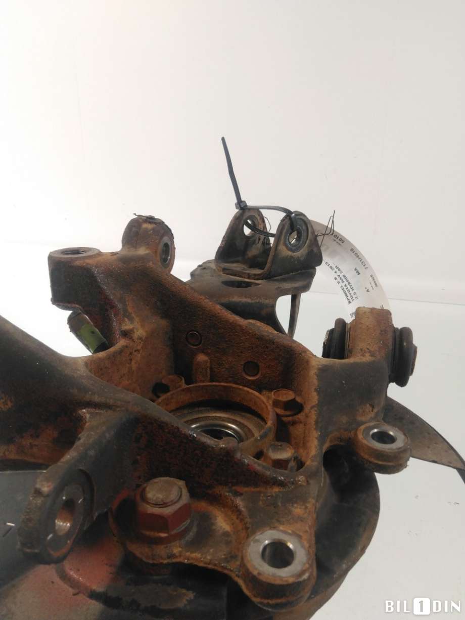 Hjulspindel venstre bak til Toyota RAV4 2016-2019 (Type IV, Fase 2)  (TOYOTA|9010512350|)