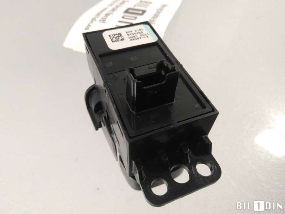 Bryter elektrisk håndbrekk/parkbrems til BMW 5-Serie 2017-->> (G30/G31) (G30/G31) (BMW|61315A403D5||9434486)