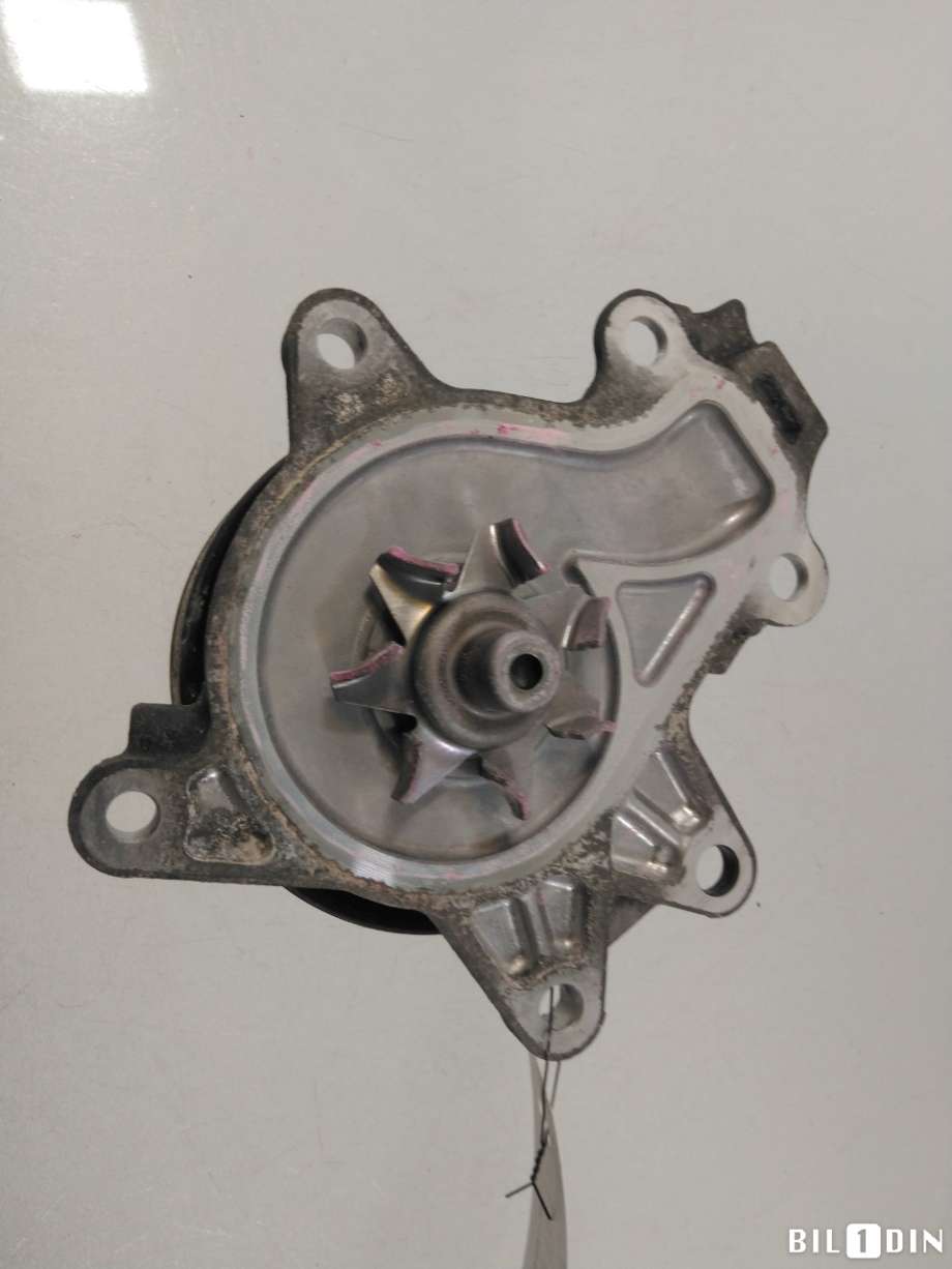 Vannpumpe til Toyota RAV4 2013-2015 (Type IV, Fase 1)  (TOYOTA|1610039565|)