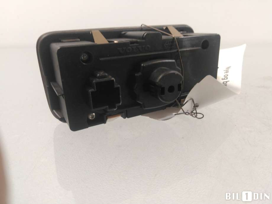 Bryter lys til Volvo V70 2007-2013 (Type III, Fase 1)  (VOLVO|31443848||30739414)