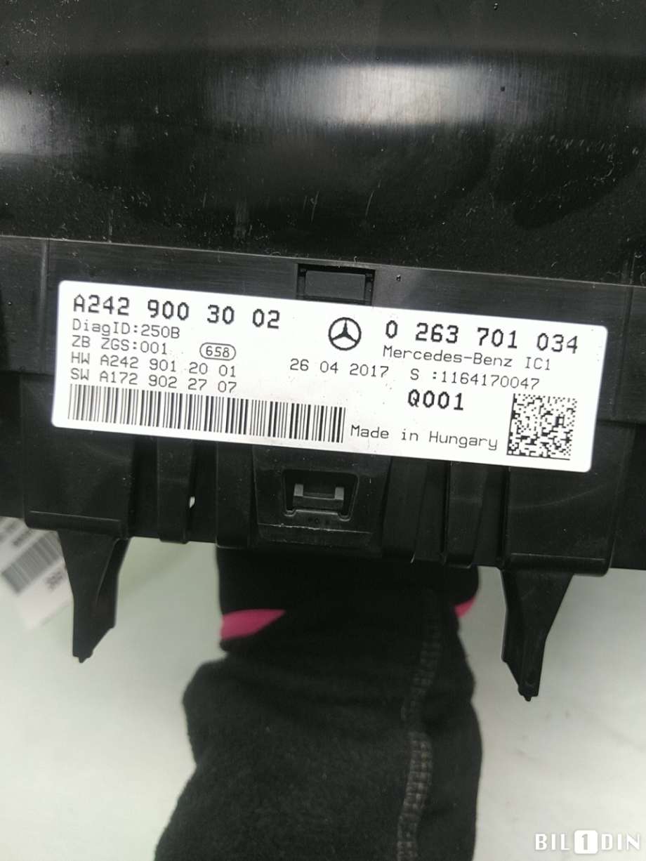 Instrumentpanel til Mercedes B-Klasse 2011-2018 (W246) (W246) (MERCEDES|A2429004502|A2429003002)