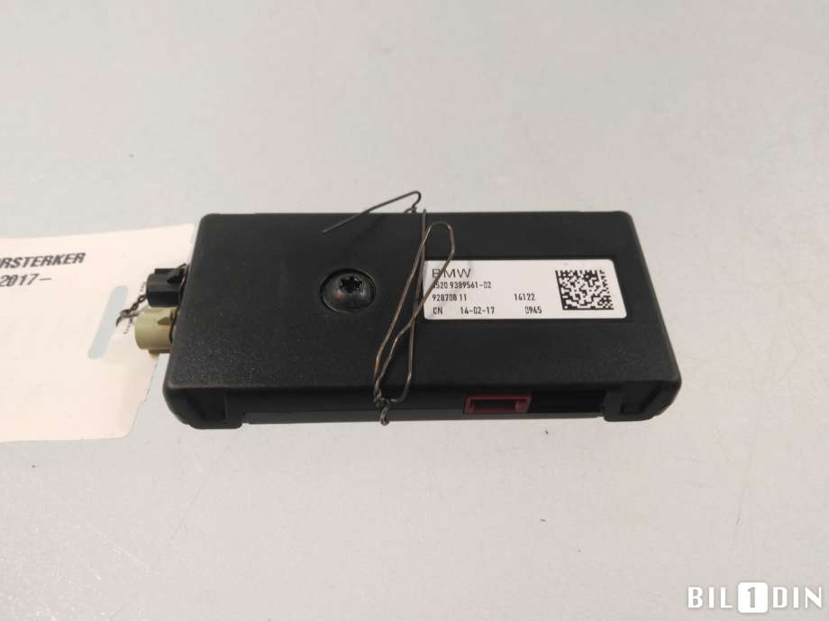 Antenne forsterker til BMW 5-Serie, 2017-->> (G30/G31) (G30/G31) (BMW|65209389561)