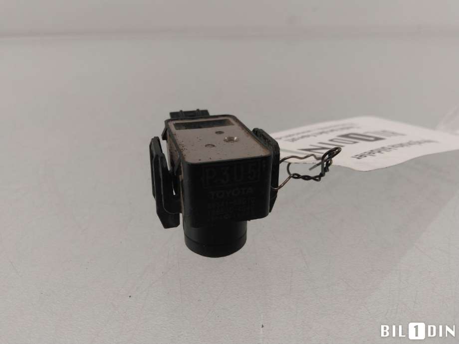Parkeringssensor foran til Toyota Corolla 2019-->>  (TOYOTA|8934133220X1|C3U5|8934158070)