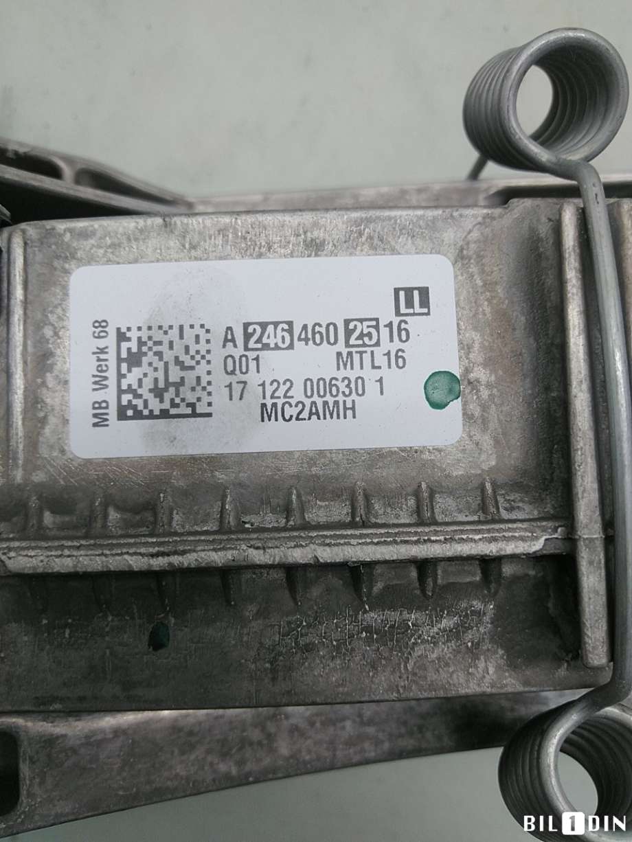 Rattaksel til Mercedes B-Klasse 2011-2018 (W246) (W246) (MERCEDES|A2464608801|A2464602516)