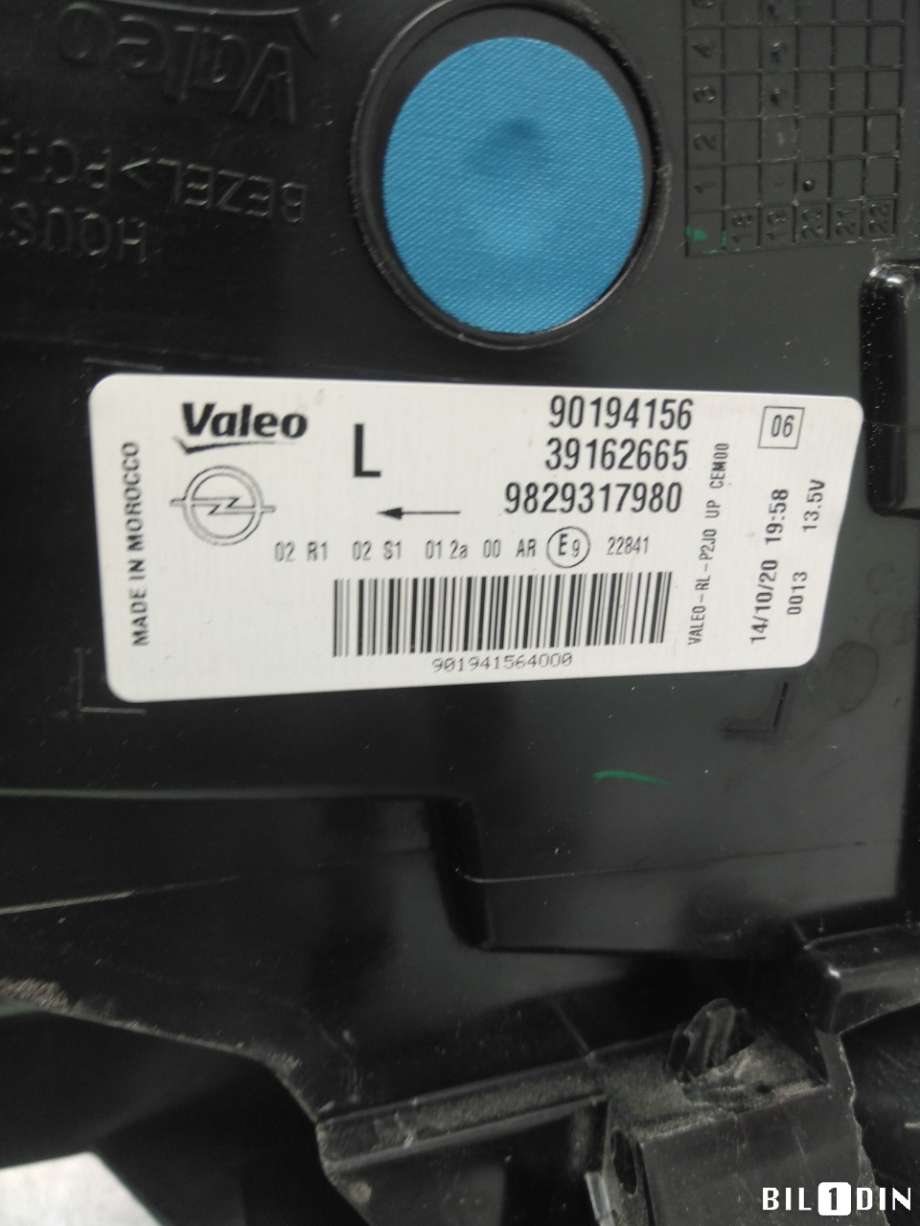 Baklykt venstre til Opel Corsa F 2019-->>  (OPEL|9829317980|90194156|39162665)