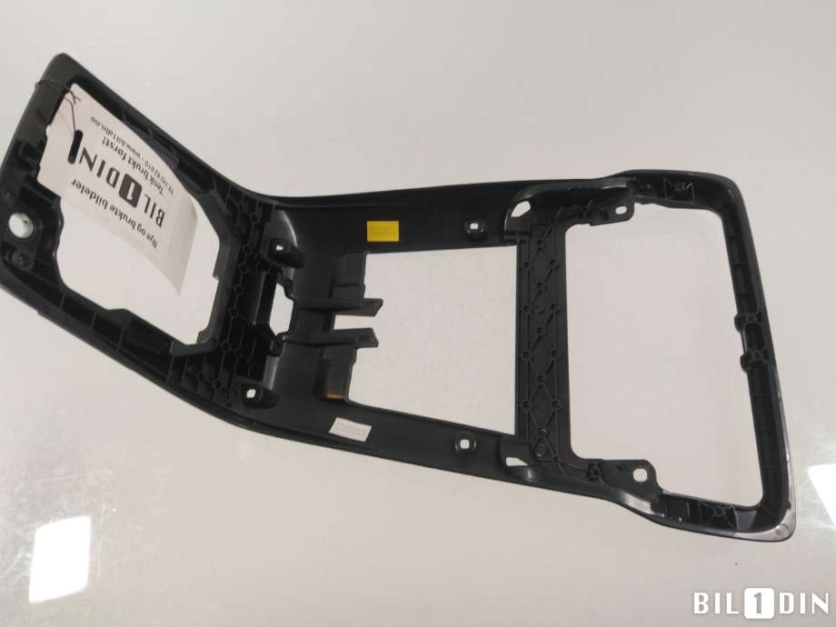 Dashbord diverse til Volvo V40 2012-2019  (VOLVO|1302322||31306725)