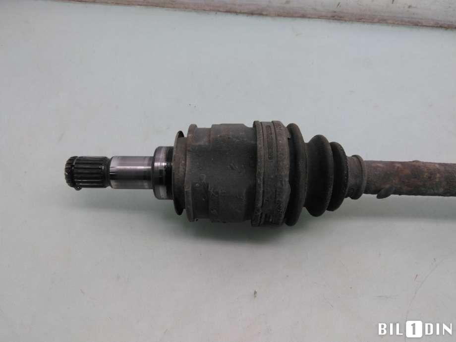 Drivaksel venstre bak til Toyota RAV4 2013-2015 (Type IV, Fase 1)  (TOYOTA|4233042060|)