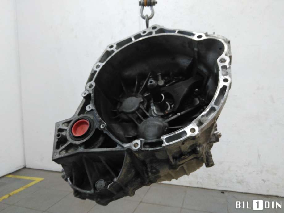 Girkasse manuell 6-trinn til Toyota Avensis 2015-2019 (Type III, Fase 2)  (TOYOTA|3030020B30|)