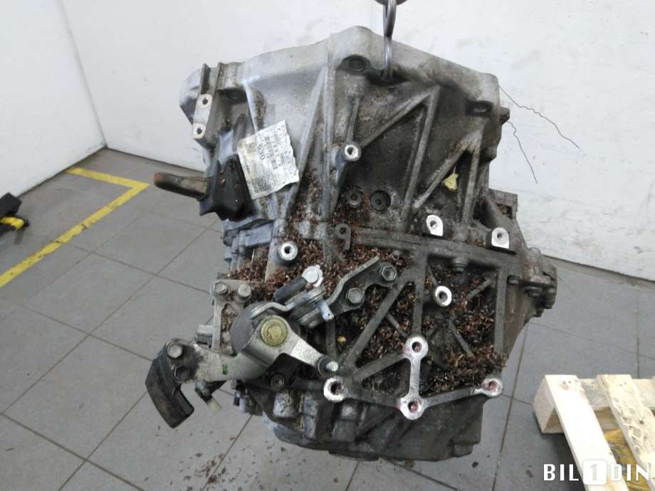 Girkasse manuell 6-trinn til Toyota Avensis 2015-2019 (Type III, Fase 2)  (TOYOTA|3030020B30|)