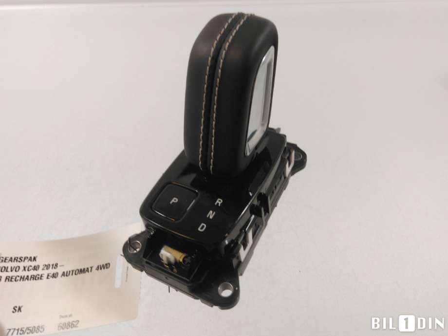 Girstang/girvelger automat til Volvo XC40, 2018-2024  (VOLVO|32335818)
